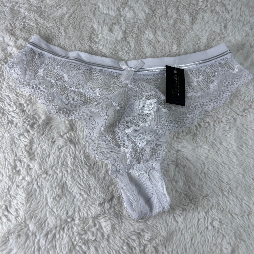 Fredericks of Hollywood Lace Thong Panty White Silver‎ Metallic Trim Size M